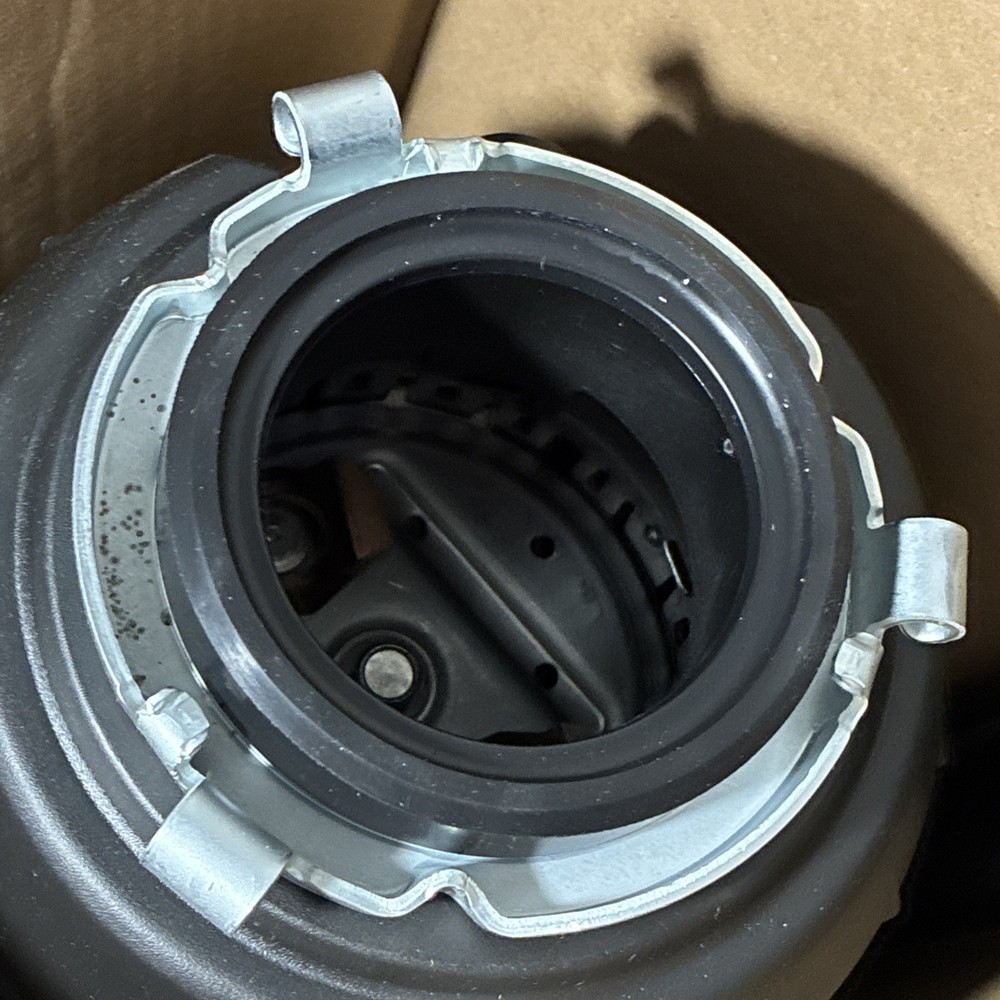 INSINKERATOR POWER 900 3/4 HP GARBAGE DISPOSAL