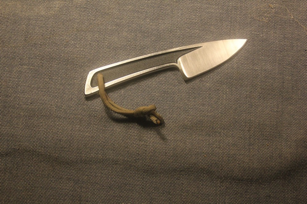 VINTAGE EARLY HAND SIGNED DAVID BOYE BASIC 2 KNIFE WITH ORIGINAL SHEATH