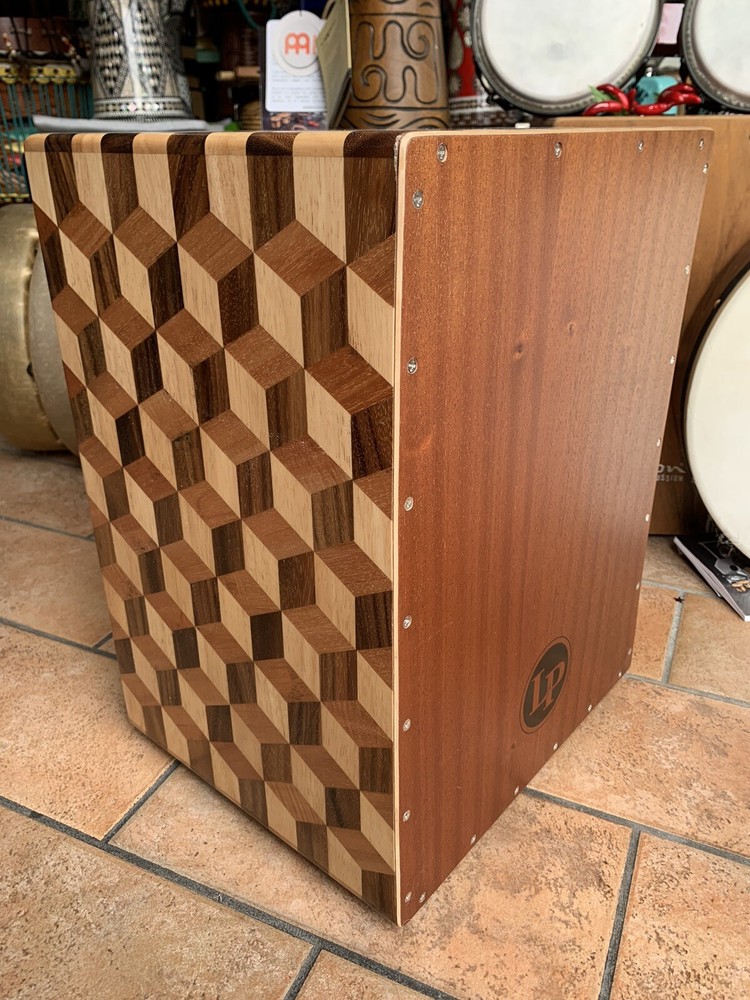 PROFESSIONAL LATIN PERCUSSION (LP) 3D CUBE STRING CAJON