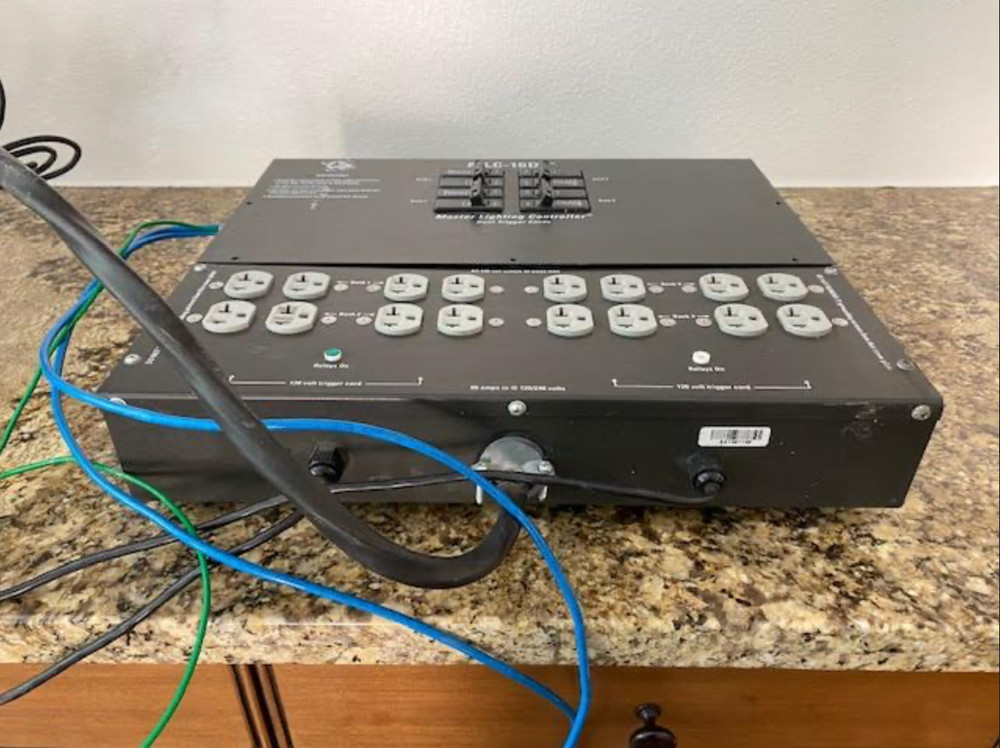CAP MLC-16DX Light Master Lighting Controller