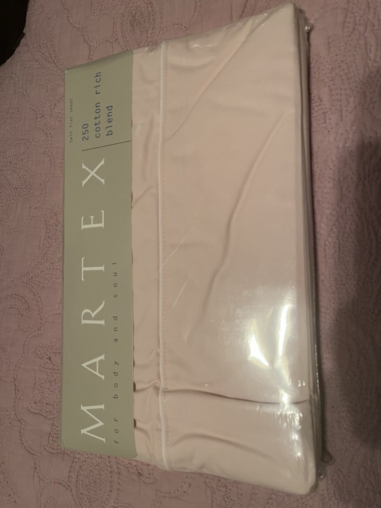 NIP MARTEX Light Pink Shell Fitted Twin Sheet Cotton Blend