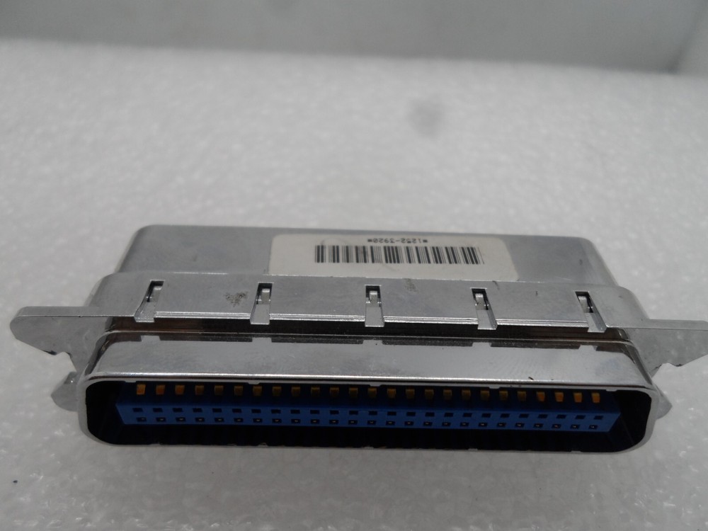 Datamate SCSI TERMINATOR DM800-09-R