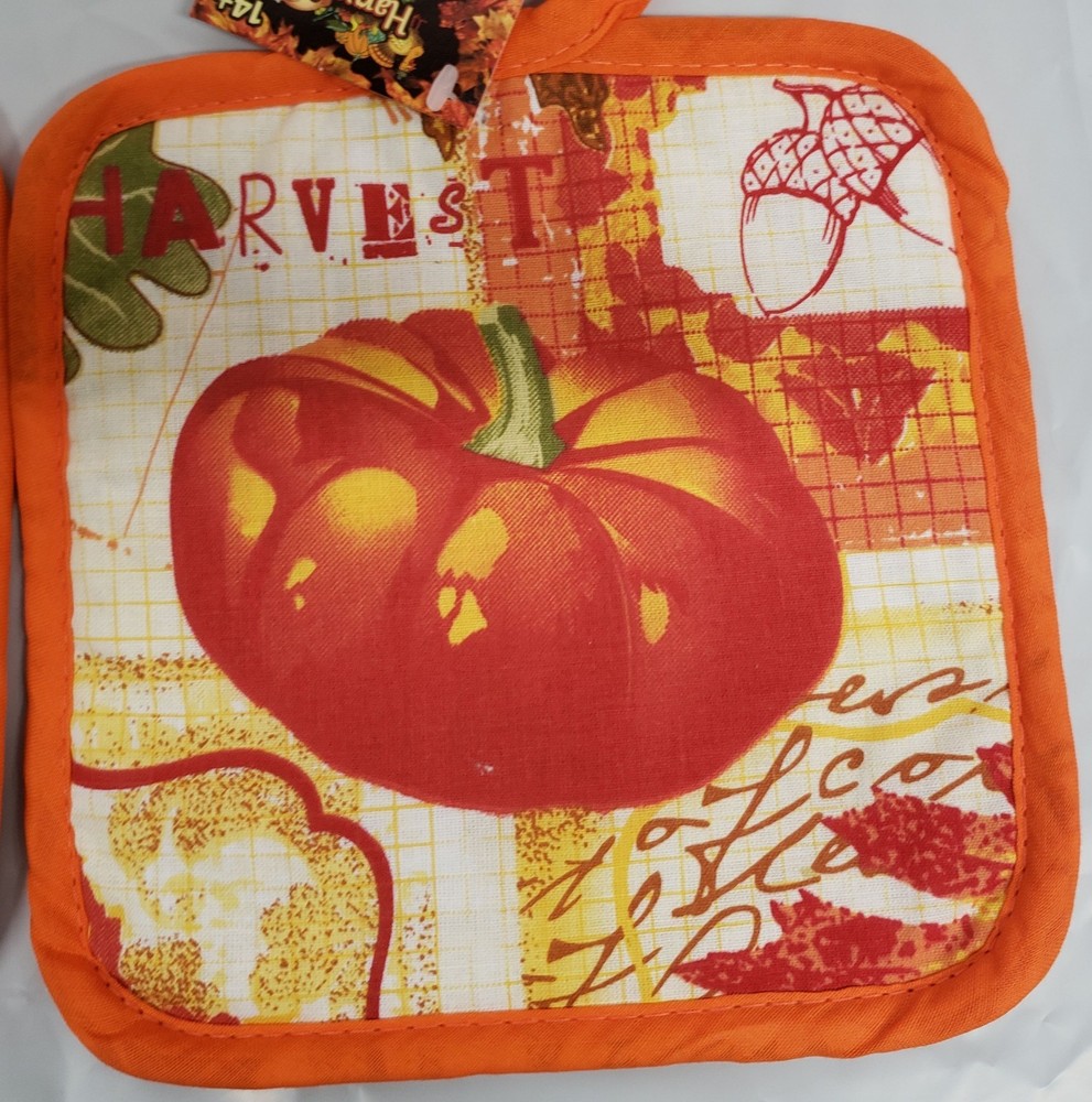 2 Same Printed Kitchen Pot Holders, HARVEST, PUMPKIN & LEAVES,orange back, Forum