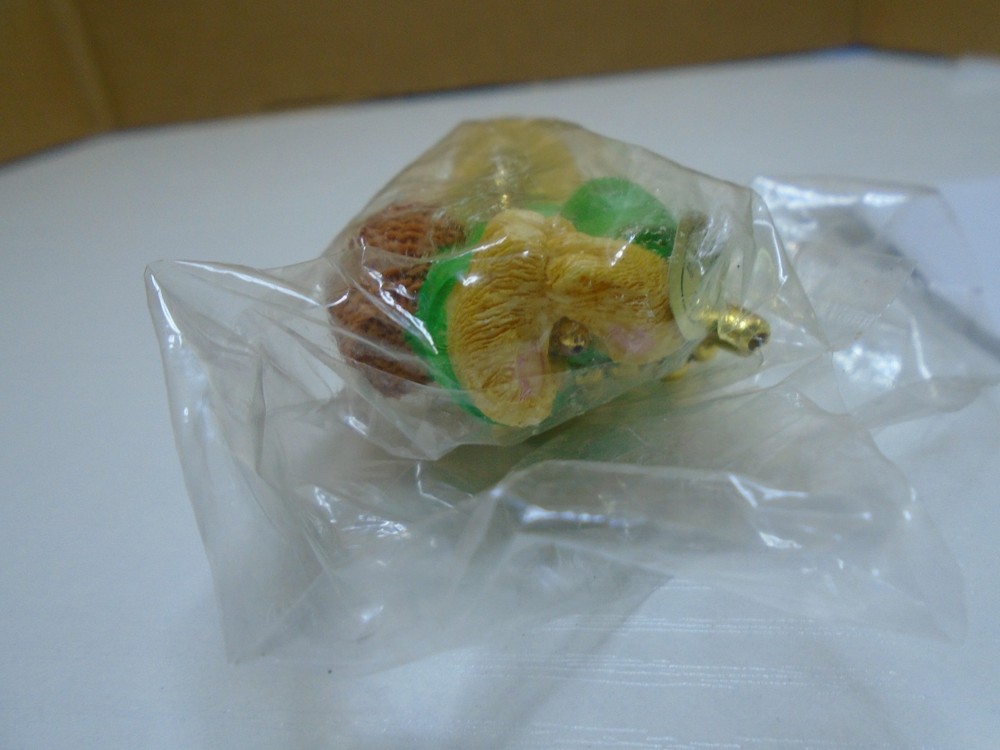 RESIN 3.25" EASTER BUNNY CEILING FAN LIGHT PULL CHAIN NEW (MF49)