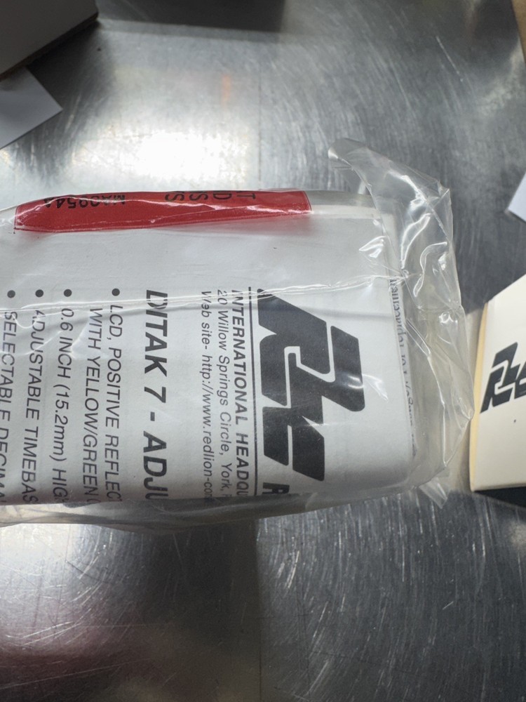 Red Lion Controls DT700000 Tachometer