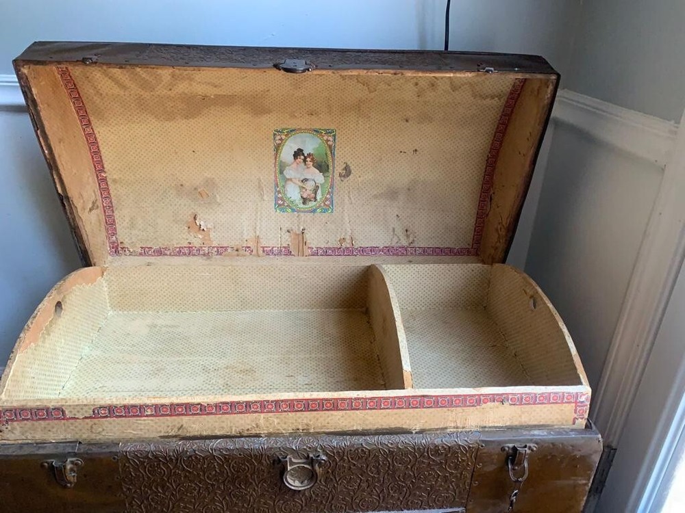 ANTIQUE LARGE DOME TOP CHEST
