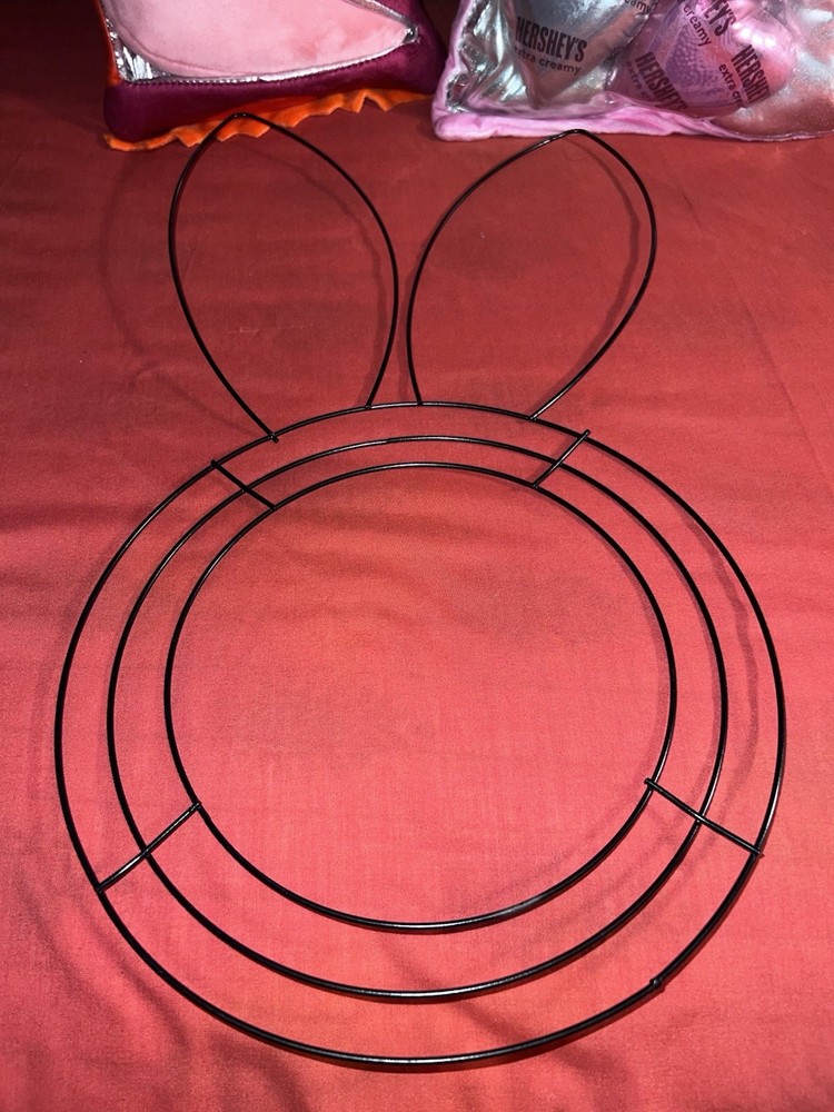 Bunny Shaped Wire Wreath Frame for Floral Craft Base