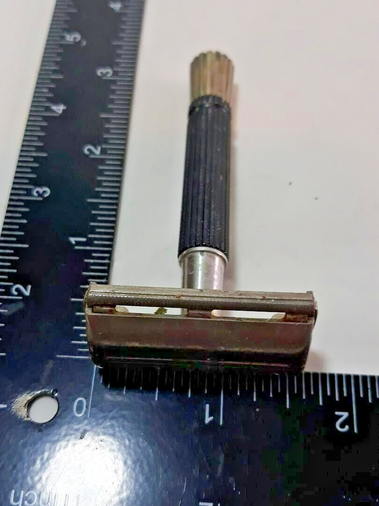 Vintage Gillette Razor, Black Handle, Flair Tip
