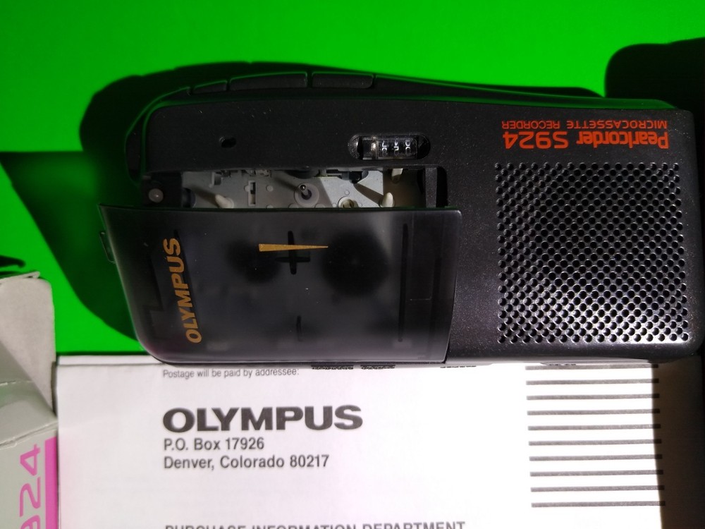 Olympus Pearlcorder Model S924 w/ Leather Case, Box & Papers - NOT fully working