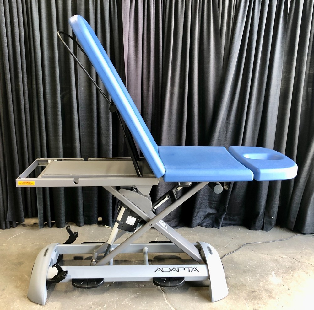 ADAPTA Summit 7 ML 3323 Physical Therapy Table