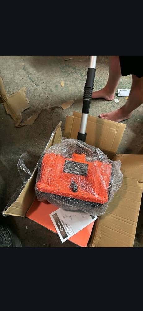 SAKER Cordless Electric Snow Shovel Battery Powered Orange Black CSS-8/CSS-BL