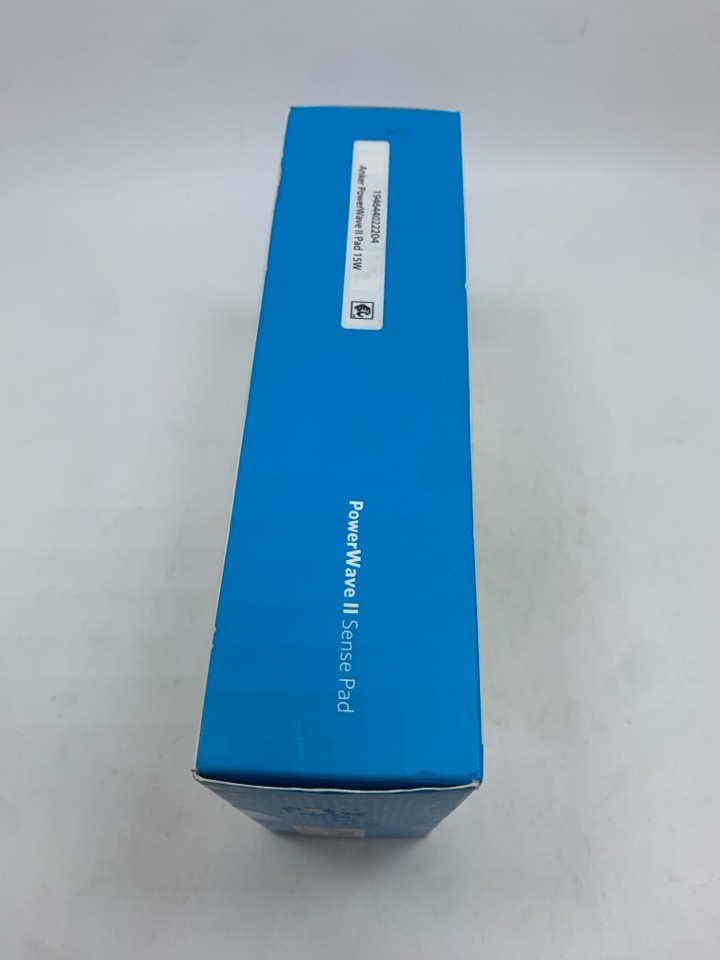 NIB ANKER FAST CHARGING PAD.