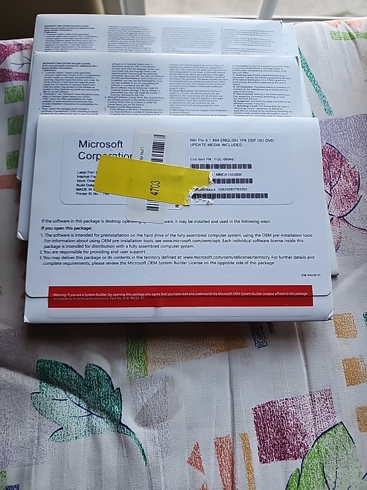 Microsoft Windows Pro 8.1 64 Bit Update Media Included