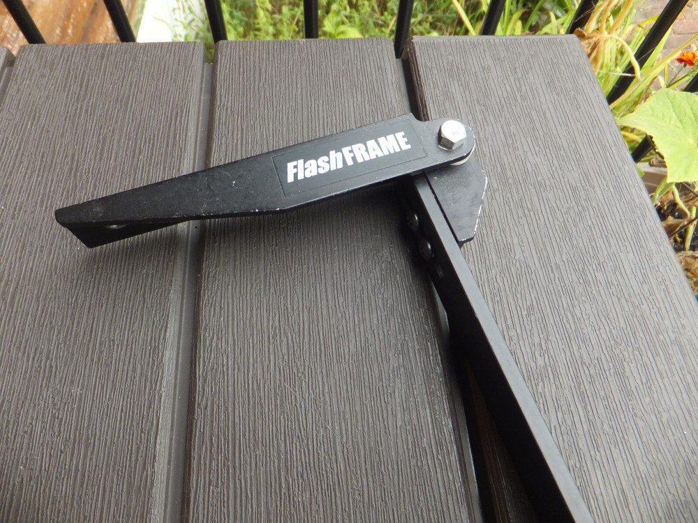 Camera Flash-Frame Flash Bracket Frame