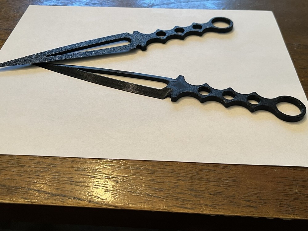 Two Skeletonized Daggers
