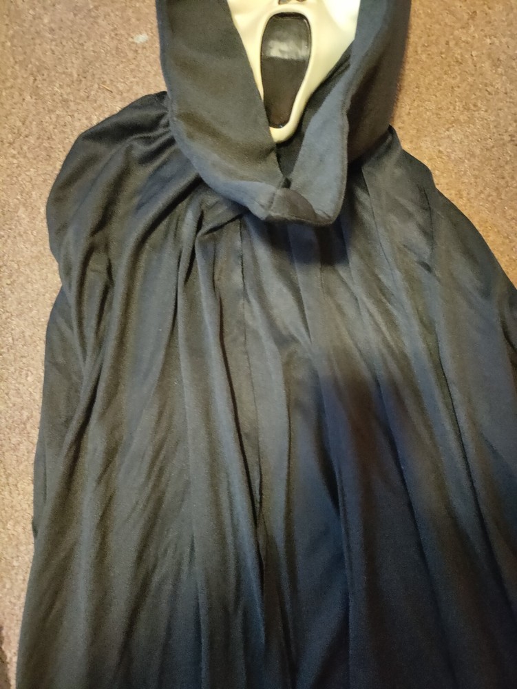 Extremely RARE Ghostface Funworld DIV fantastic faces with long cape GITD