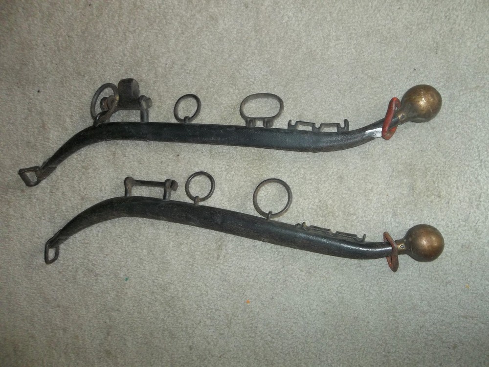 HORSE HARNESS - VINTAGE