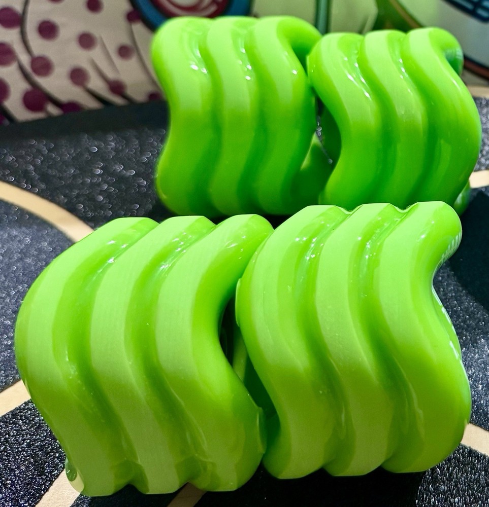 Shark wheel Fathom Jr. 70mm Includes Bearings