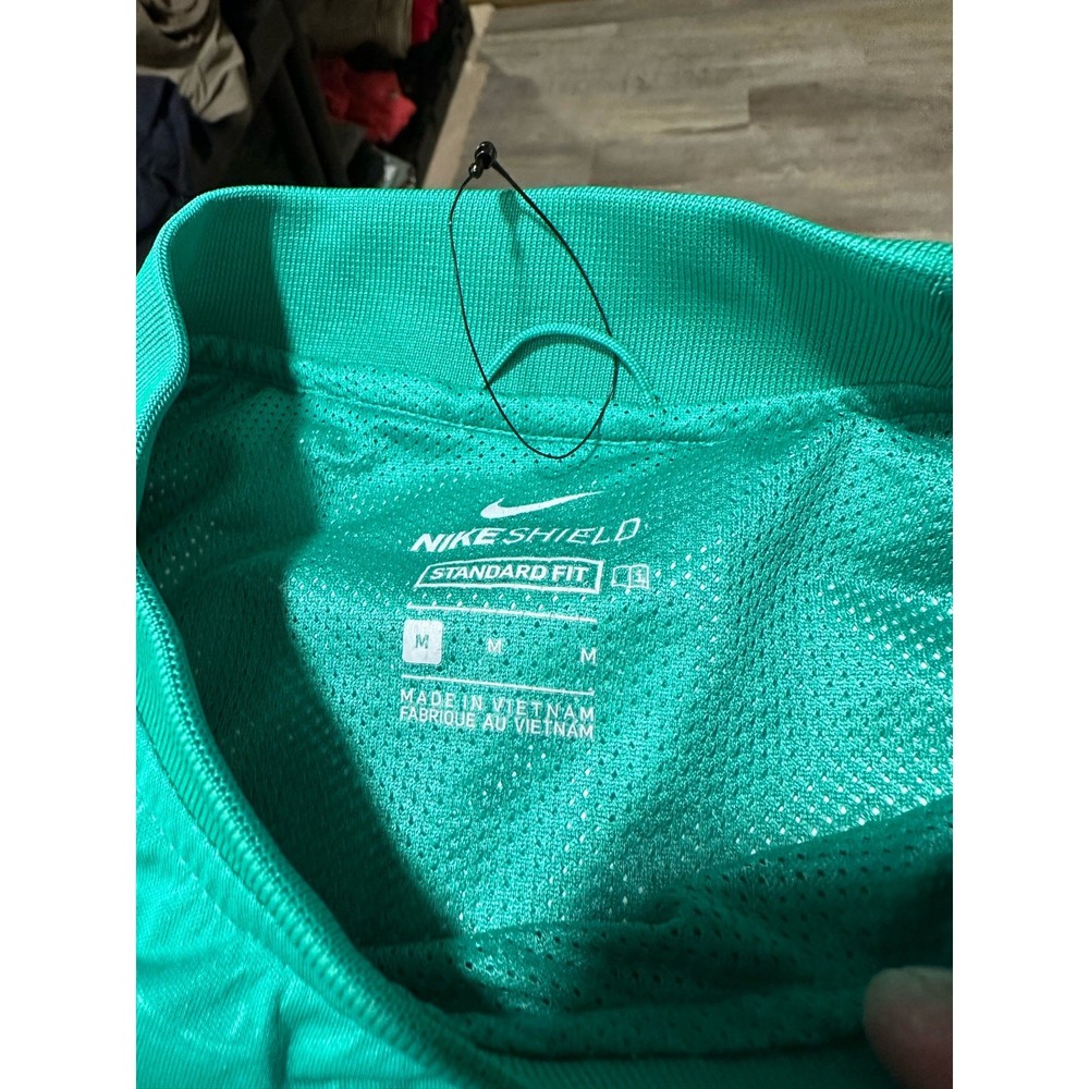 Nike Shield Golf Windbreaker Crew Embossed Pullover Size Medium Green