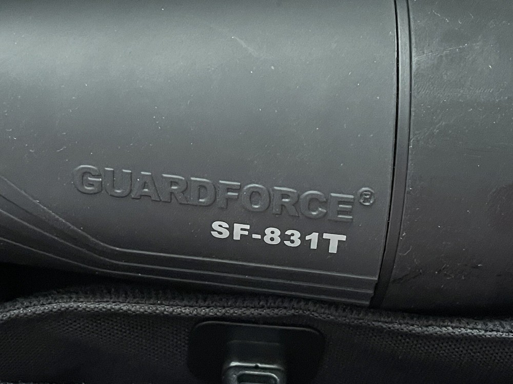 Guardforce SF-831T Spotting Scope w/Tripod & Case