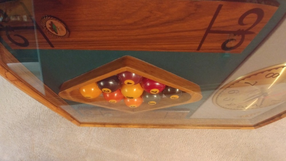 VINTAGE THOMASVILLE BILLIARDS CLOCK