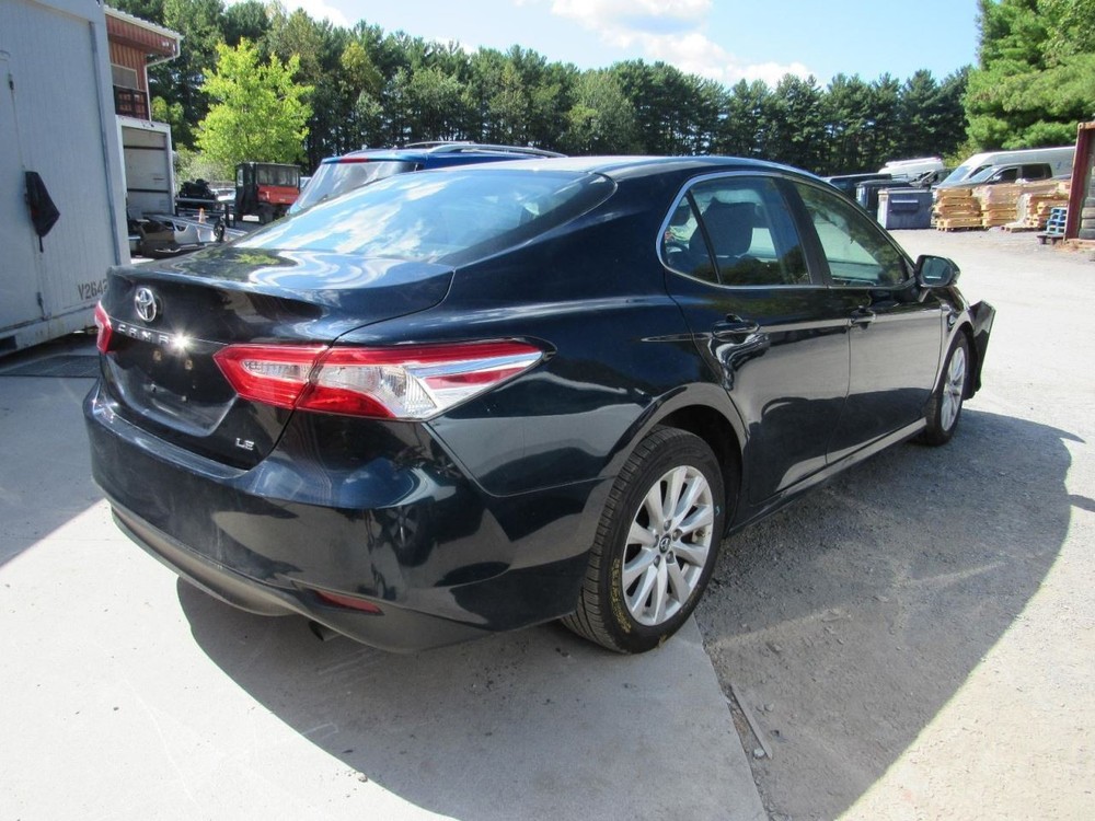 CAMRY 2018 Glove Box 1077013