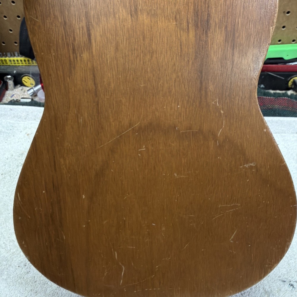 Vintage Baritone/tenor Ukulele
