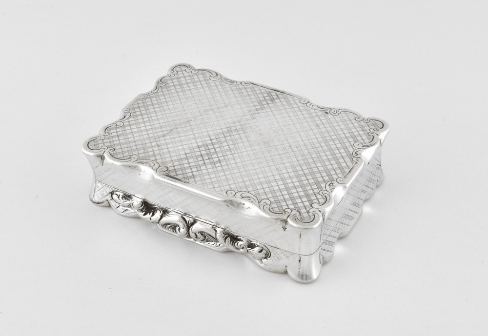 Antique English Victorian Solid Silver Large Snuff Box, (David Pettifer, 1851)
