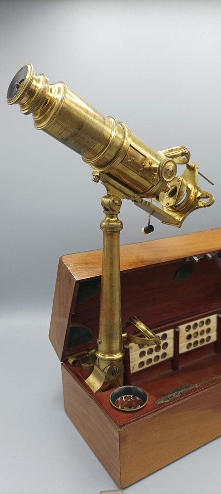 GERMAN CHEST-TYPE MICROSCOPE