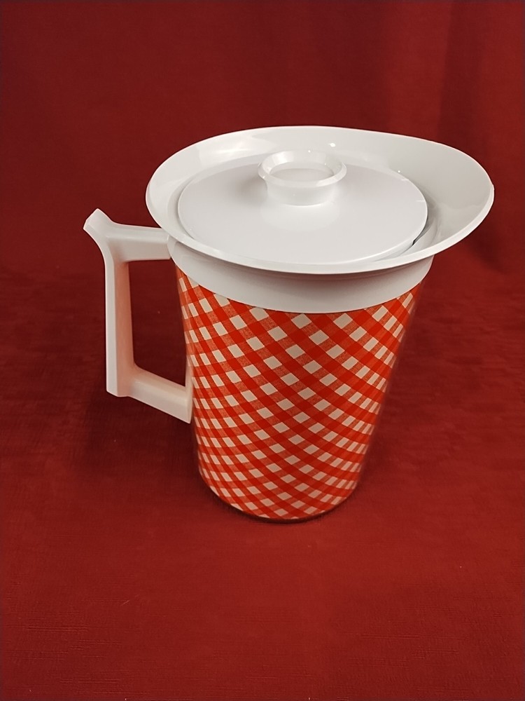 Thermo Serv White And Red Checked 55oz Insulated Beverage Server IOB