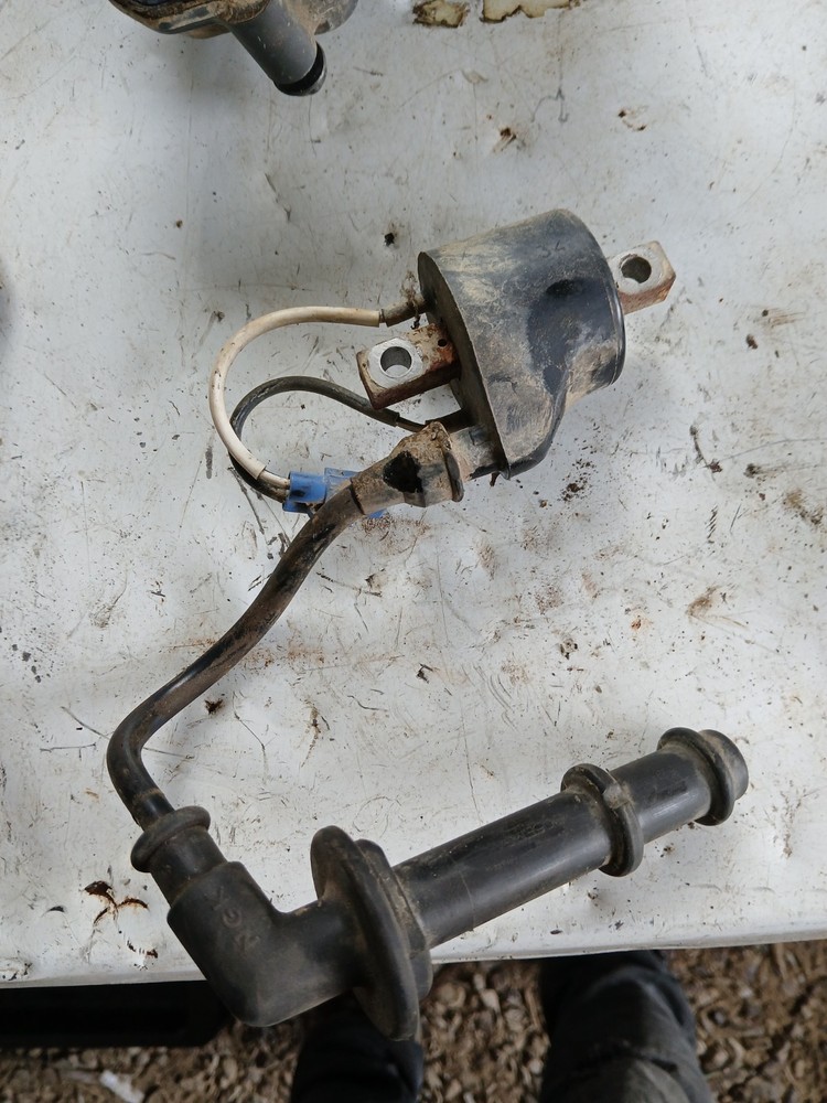 2007 Suzuki LTR 450 Ignition Coil Wire Spark Plug Boot