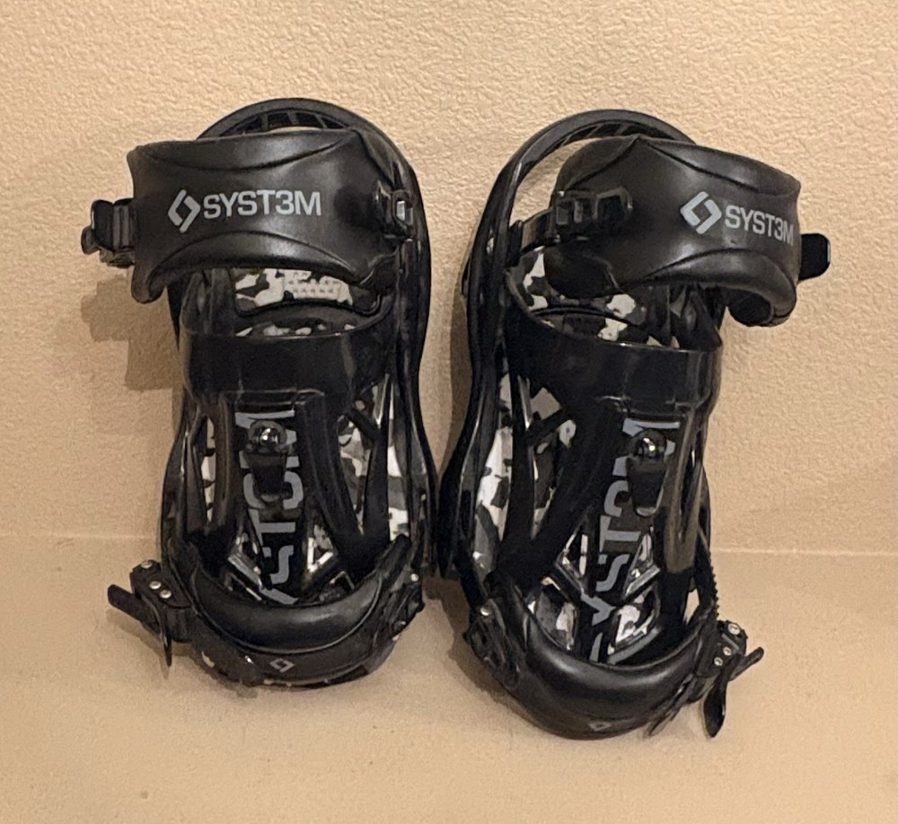 System Syst3m APX Large Snowboard Binding - Gray White Camouflage
