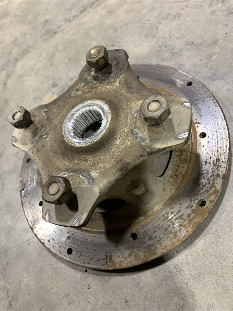 arctic cat wildcat trail 700 Front Hub 2015