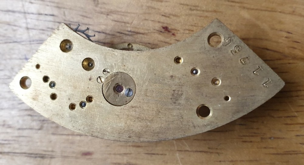 Large Sized Curved Platform Escapement