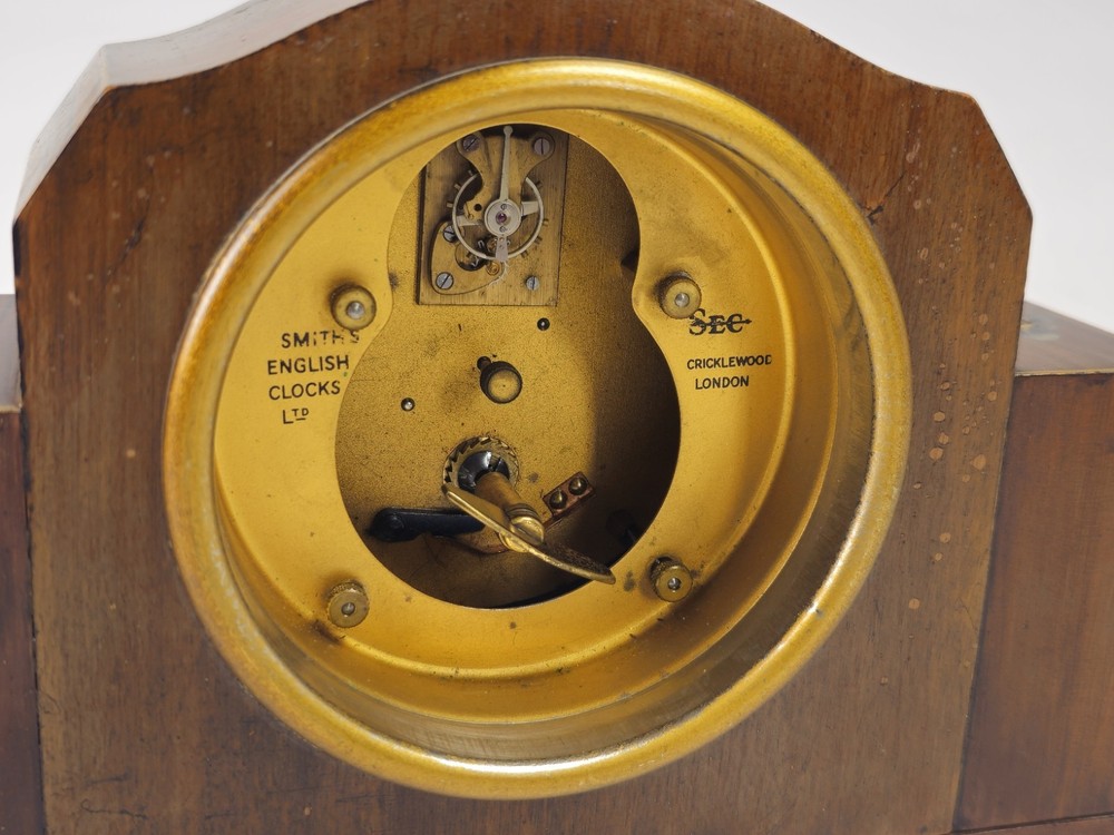 Fine Smiths Chinoiserie Lacquered Mantel Clock