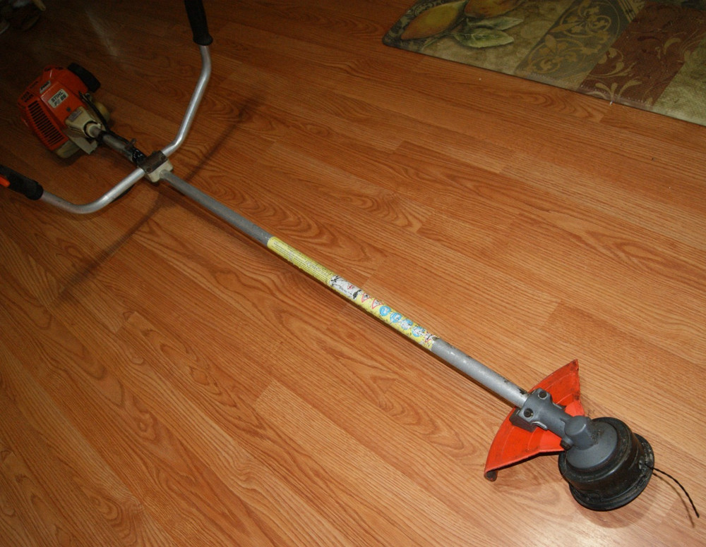 STIHL FS85 PRO STRING TRIMMER WITH BICYCLE HANDLE