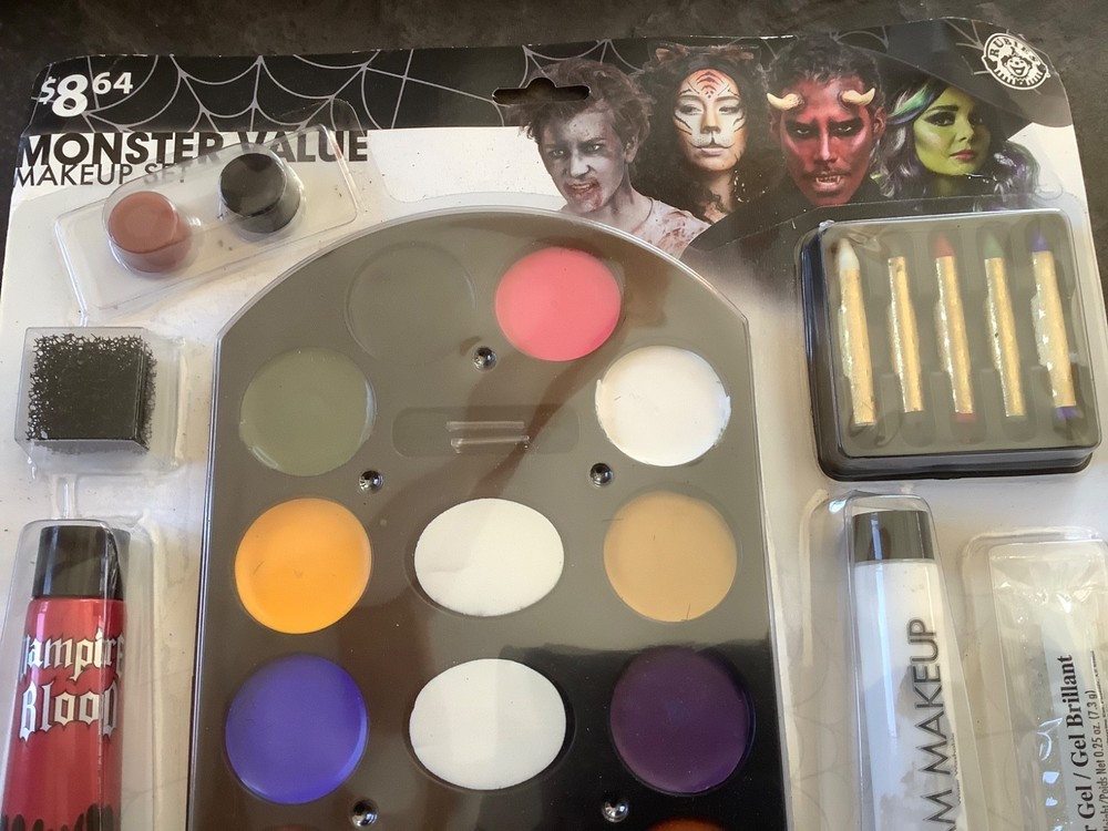 Monster Value Halloween Make-Up Set (Rubies) NWT