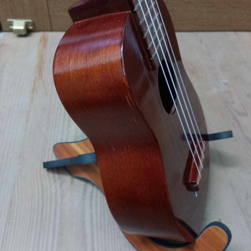YAMAHA soprano ukulele