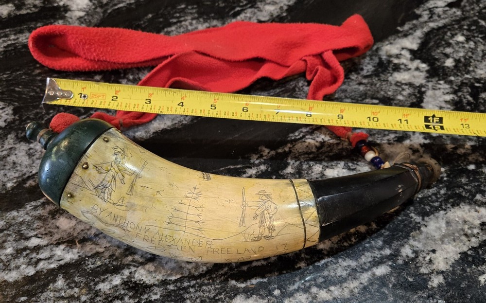 Custom Hand Scrimshawed Powder Horn