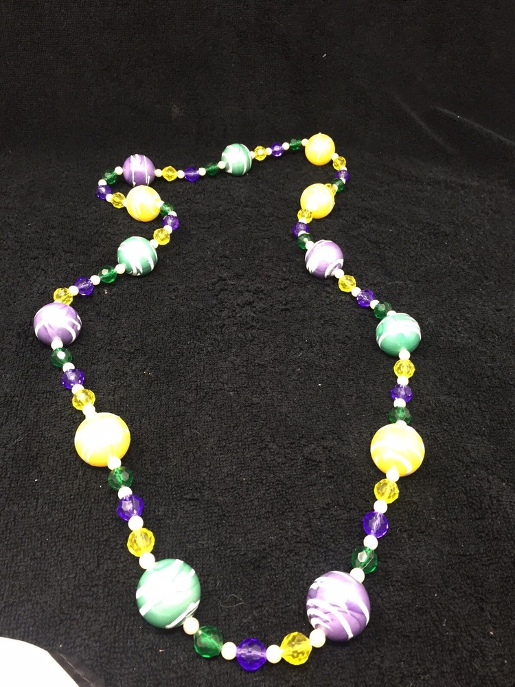 Multicolored Plastic Beed Necklace