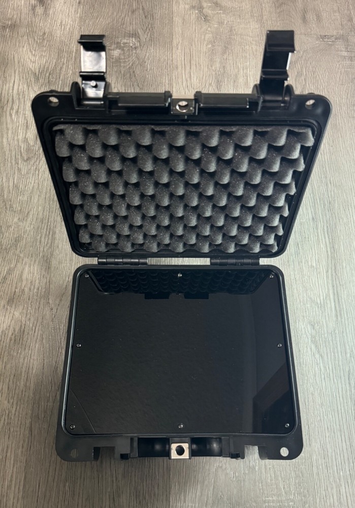 Bottom panel for seahorse 300 case