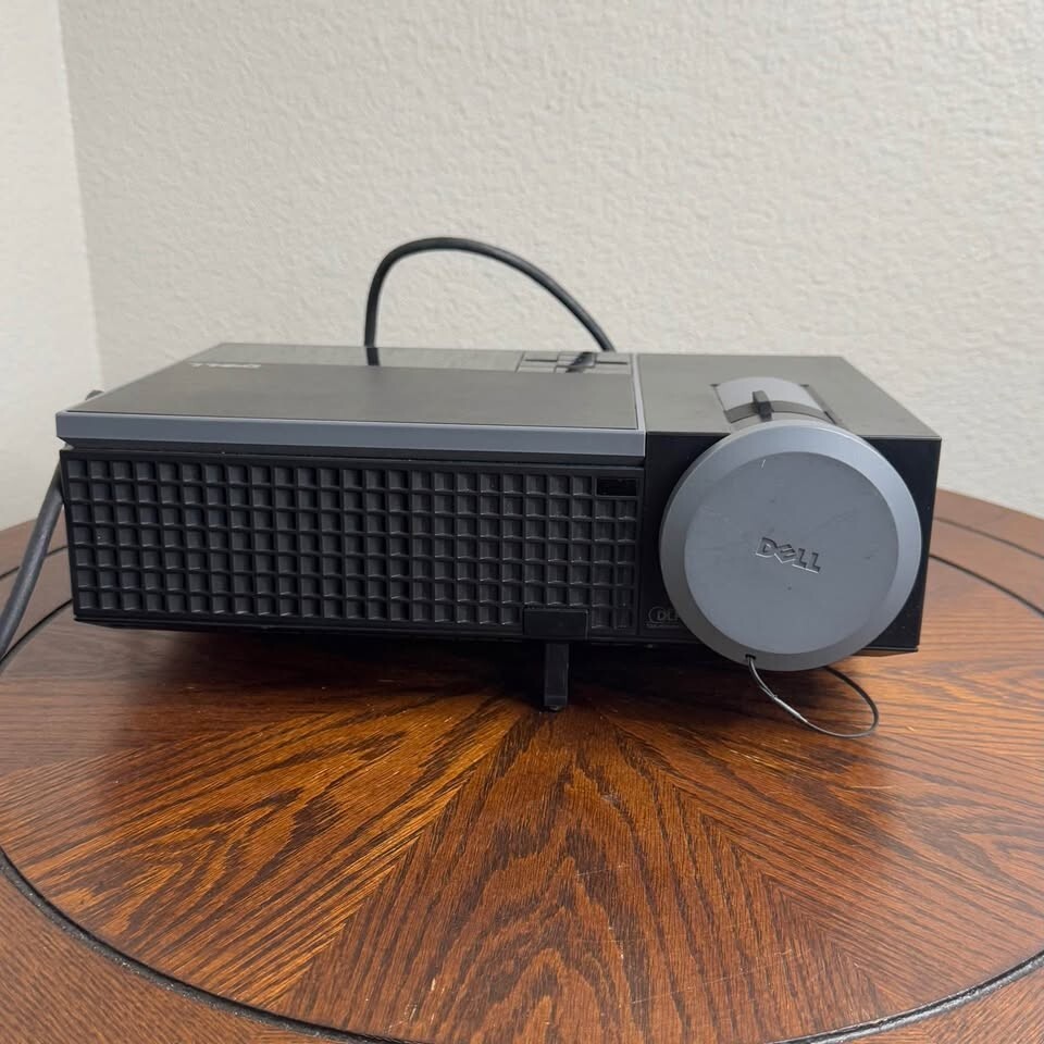 Dell 1409X DLP Projector
