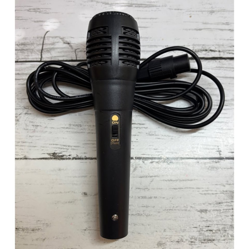 Handheld Wired Dynamic Microphone