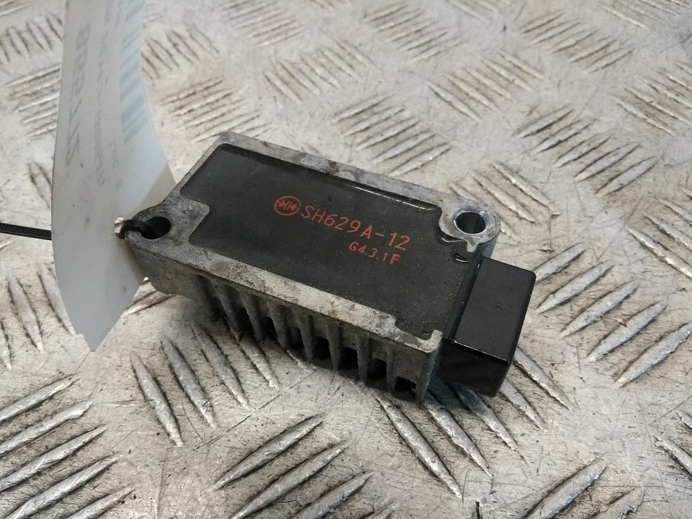 2014 YAMAHA MT 125 RECTIFIER REGULATOR