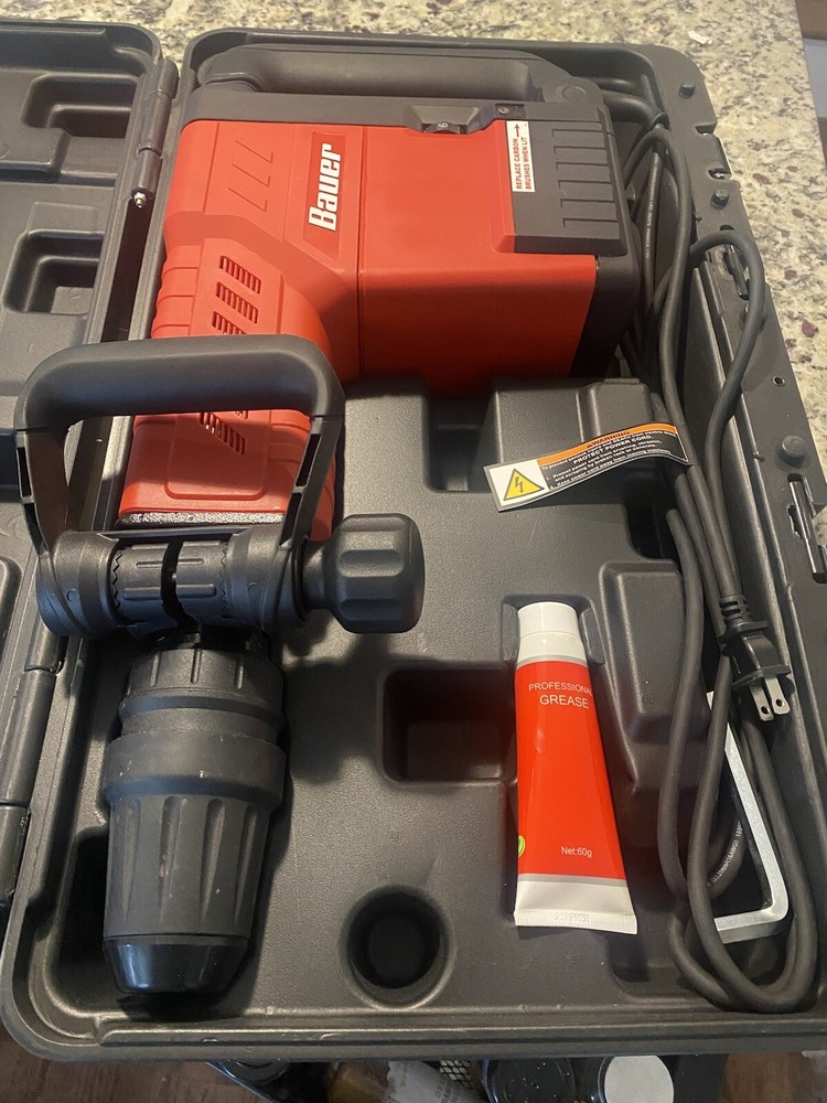 Bauer 1631E-B 12.5A SDS Max Type Pro Demolition Hammer Kit