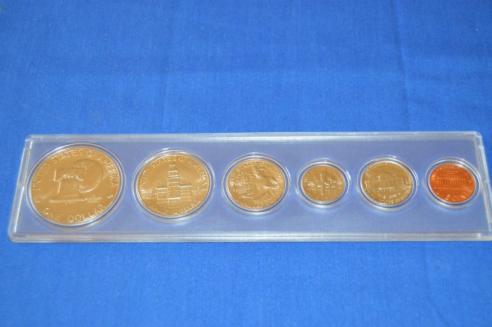 1976 Birth Year Set Includes Eisenhower Dollar 76-4