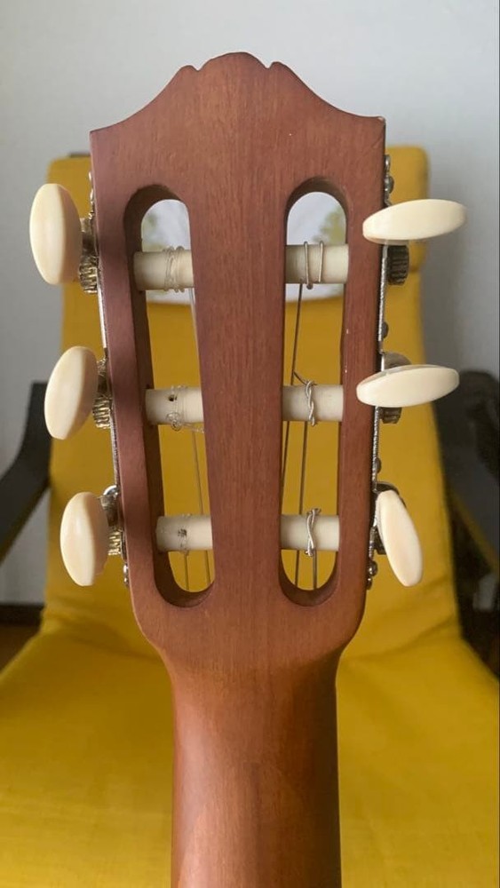 Yamaha GL- Mini Classical Guitar With Soft Case, Strings Replaced