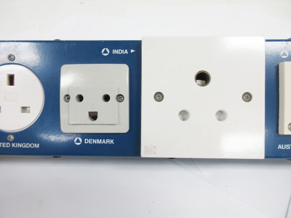 INTERPOWER 85010113 INTERNATIONAL SOCKET STRIP-RACK MOUNT - 7 SOCKET