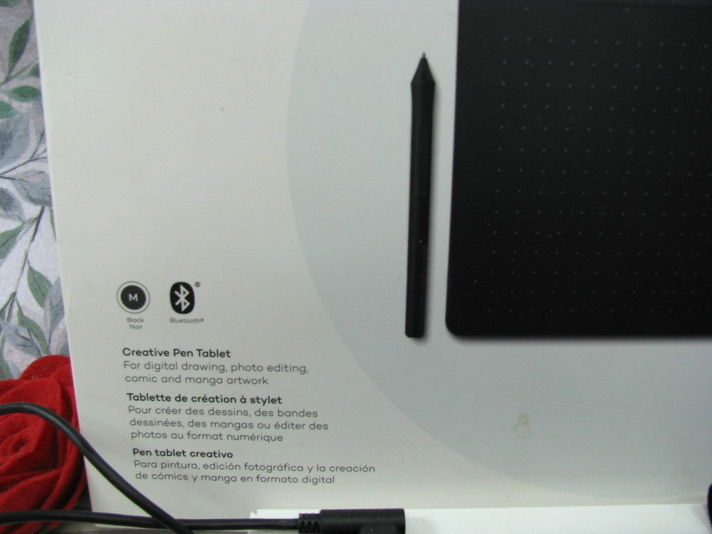 WACOM INTUOS CTL-6100WL, M Wireless Bluetooth/ USB Graphics Drawing Pad, PC/ Mac