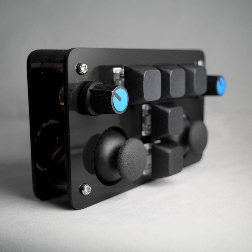 madMidi Acrylic Wireless Midi Controller